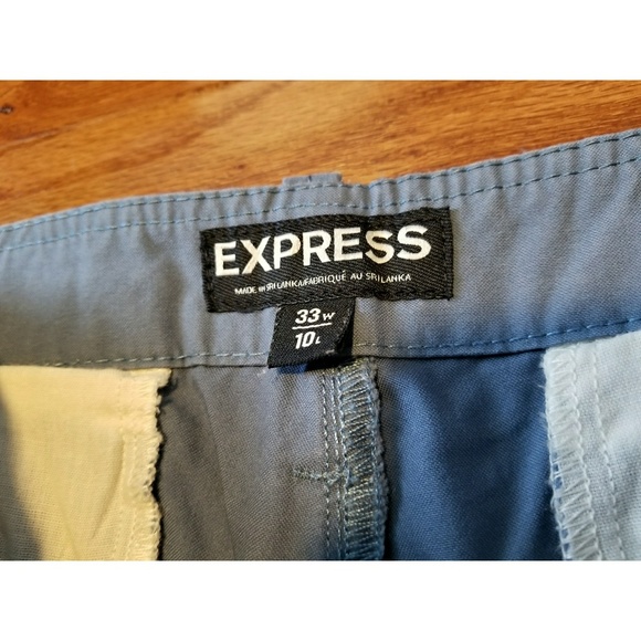 Express Shorts w/ belt - Picture 2 of 4